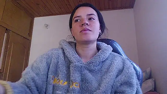 Shanel Lozano online show from 07-23-26, 04:49