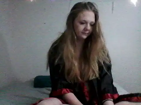 Snapshot of tinytiff33 chatting on 01-09-26, 02:36 tinytiff33 online show from 01-09-26, 02:36