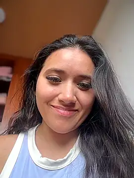 Veronica Wins  online show from 07-18-26, 03:49