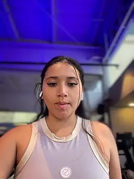 Veronica Wins  online show from 07-28-26, 07:39