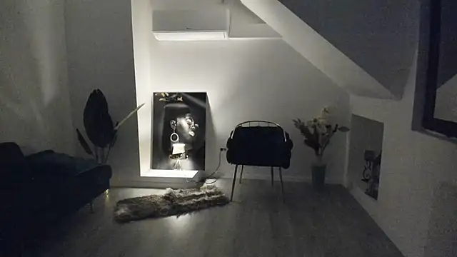 CrazyDollxx online show from 03-22-26, 05:49