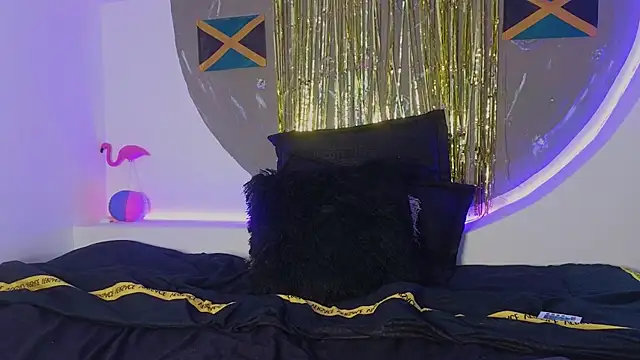 Apolo lux1 online show from 04-12-26, 08:03