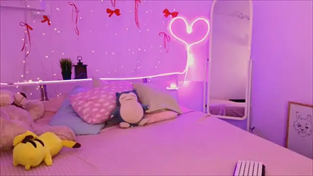 SunshineBlaze online show from 03-20-26, 05:23