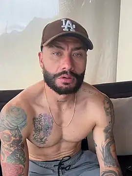 Snapshot of FrancoRossi_ chatting on 03-09-26, 08:02 FrancoRossi online show from 03-09-26, 08:02