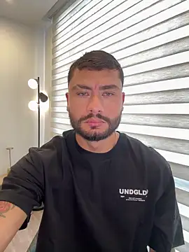 Snapshot of FrancoRossi_ chatting on 04-07-26, 12:38 FrancoRossi online show from 04-07-26, 12:38