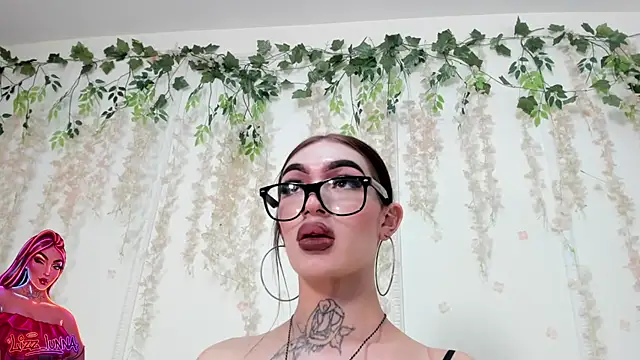 lizz lunna online show from 06-01-26, 04:03