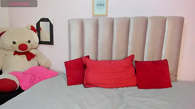 Roger And Ramona online show from 01-11-26, 01:49