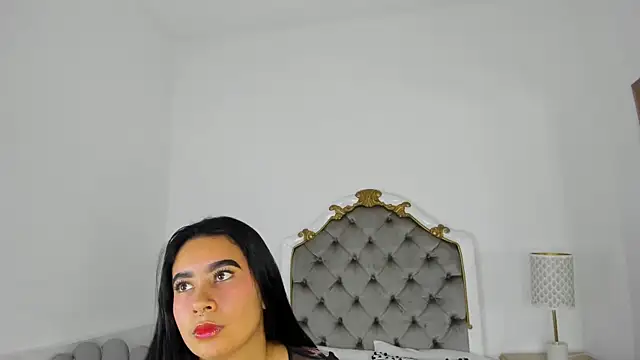 paulina lux online show from 02-07-26, 02:21