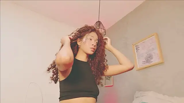 lanahill11 online show from 02-12-26, 01:44