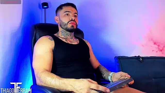 thiago ferrari  online show from 04-11-26, 04:39