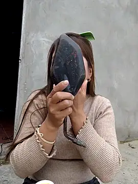 apple0011 online show from 03-10-26, 05:45