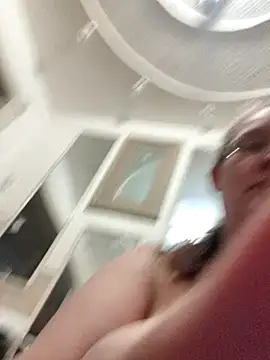 wetMoneybags online show from 02-07-26, 02:59