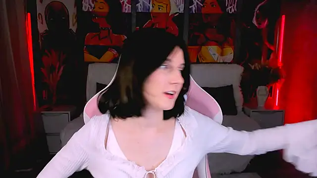 KikaOsterman online show from 02-09-26, 06:34