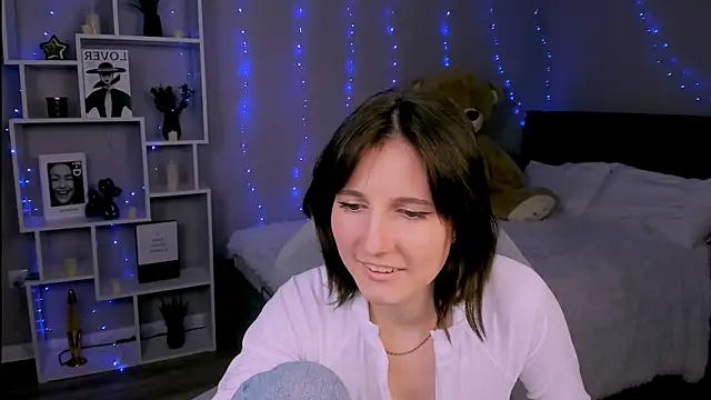 KikaOsterman online show from 04-25-26, 01:41