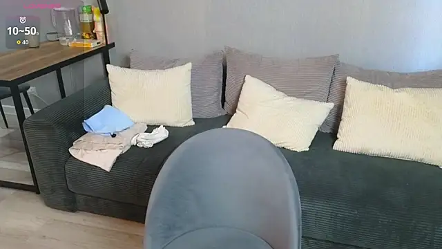 KitKatie online show from 03-26-26, 01:49