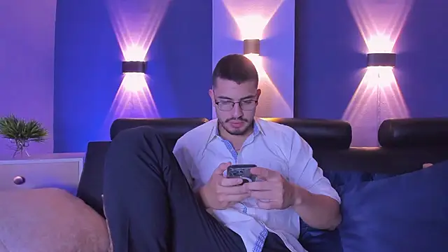 Jay Grip online show from 03-11-26, 07:53