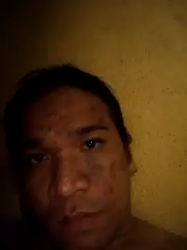 Snapshot of AndyG17 chatting on 02-17-26, 04:24 AndyG17 online show from 02-17-26, 04:24