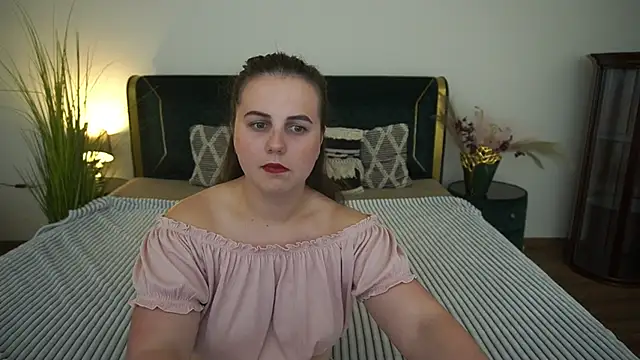 MikaFoxy online show from 06-08-26, 07:25
