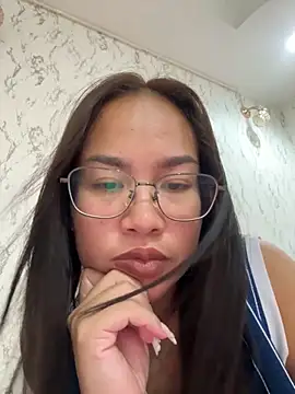 Snapshot of Ponthip chatting on 06-23-26, 04:10 Ponthip online show from 06-23-26, 04:10