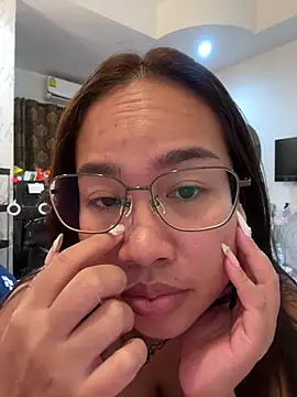 Snapshot of Ponthip chatting on 06-28-26, 03:51 Ponthip online show from 06-28-26, 03:51