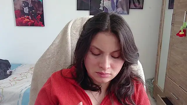 Snapshot of yessica_gomez01 chatting on 05-05-26, 08:28 yessica gomez01 online show from 05-05-26, 08:28