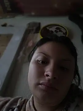 Snapshot of yessica_gomez01 chatting on 06-17-26, 01:12 yessica gomez01 online show from 06-17-26, 01:12