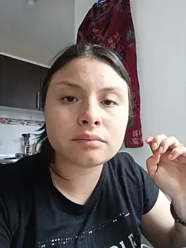 Snapshot of yessica_gomez01 chatting on 06-19-26, 09:07 yessica gomez01 online show from 06-19-26, 09:07