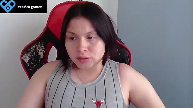 Snapshot of yessica_gomez01 chatting on 06-21-26, 10:34 yessica gomez01 online show from 06-21-26, 10:34