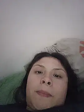 Snapshot of yessica_gomez01 chatting on 07-03-26, 10:27 yessica gomez01 online show from 07-03-26, 10:27