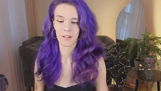 Snapshot of AuraLaunni chatting on 07-24-26, 07:17 AuraLaunni online show from 07-24-26, 07:17