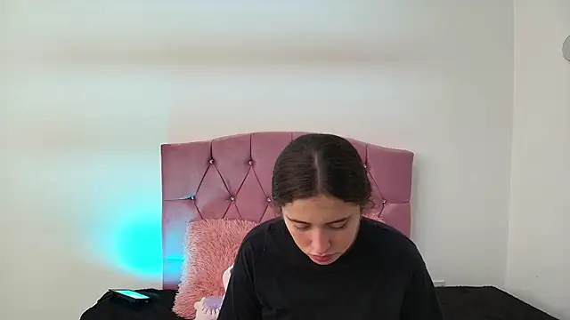 Cherry Boomxx online show from 02-24-26, 05:55