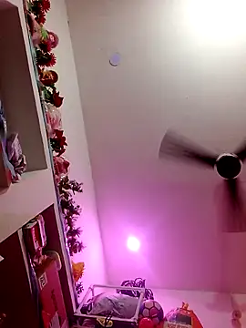 kiiuu sexe online show from 03-28-26, 04:50