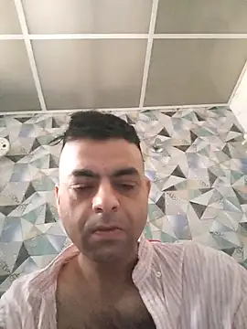 Snapshot of ashleellaunda7582 chatting on 06-03-26, 04:48 ashleellaunda7582 online show from 06-03-26, 04:48