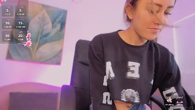 azahaara   online show from 02-15-26, 04:25