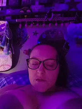 Snapshot of DisireAfterDark chatting on 03-03-26, 03:51 DisireAfterDark online show from 03-03-26, 03:51