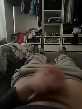 NotatingGrinder online show from 06-06-26, 09:47