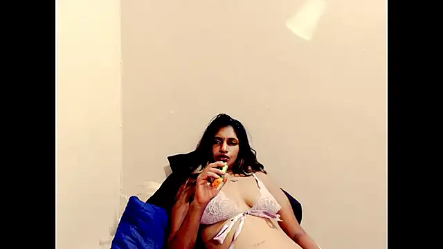 indianhoney69 online show from 04-19-26, 05:23