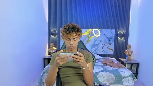 Anyelo Twink online show from 03-21-26, 04:17