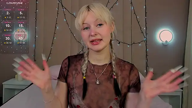 AdeleSilvy online show from 01-16-26, 02:15