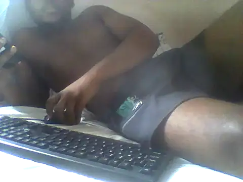 Snapshot of handsomeguy02 chatting on 04-01-26, 12:50 handsomeguy02 online show from 04-01-26, 12:50