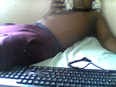 Snapshot of handsomeguy02 chatting on 04-23-26, 09:52 handsomeguy02 online show from 04-23-26, 09:52