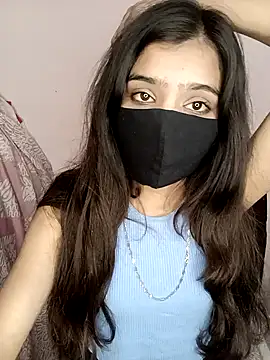 hotyjiyaaaa online show from 01-17-26, 09:40