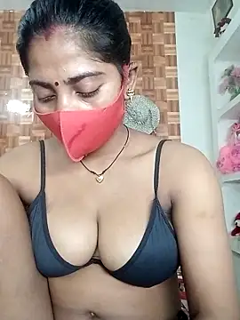 Angel eyes00 online show from 04-20-26, 07:48