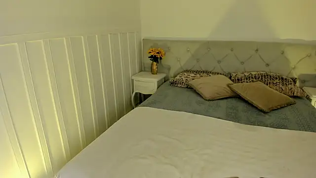 Little Lexyy online show from 04-19-26, 05:18