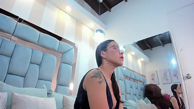 charolnox online show from 02-12-26, 12:22