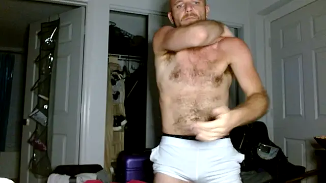 Snapshot of FrankieFuckMe chatting on 03-08-26, 08:45 FrankieFuckMe online show from 03-08-26, 08:45