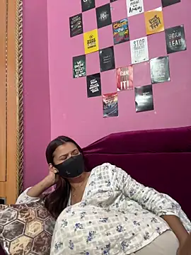 MissHermione2 online show from 03-29-26, 10:48