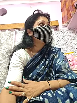 Priyaji7575 online show from 02-18-26, 05:53