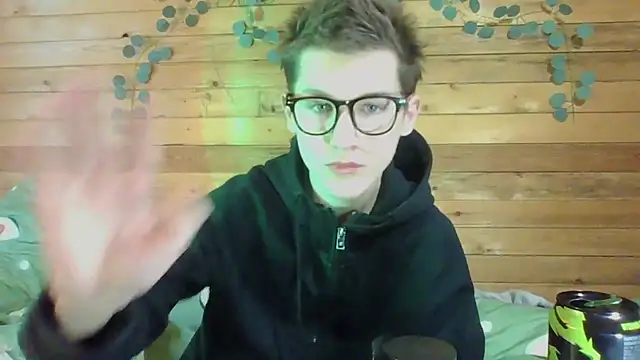 Snapshot of Sasha_bb21 chatting on 01-16-26, 10:19 Sasha bb21 online show from 01-16-26, 10:19