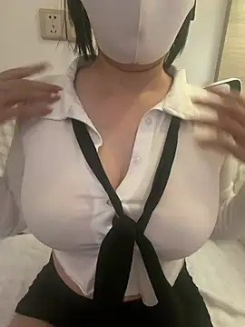 Mia-zhan online show from 04-22-26, 09:16